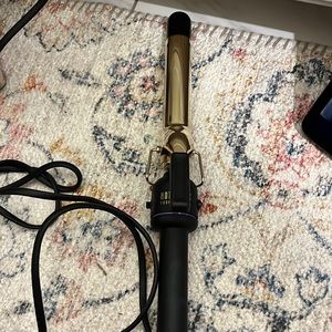 Hot tools curling iron